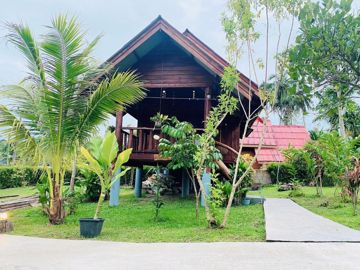 Nadia Resort Kohjum Koh Jum Exterior photo