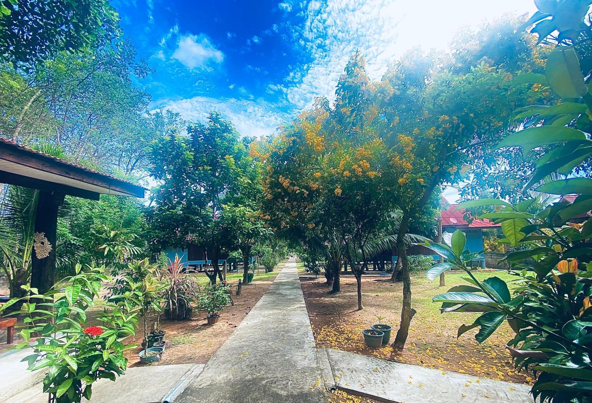 Nadia Resort Kohjum Koh Jum Exterior photo